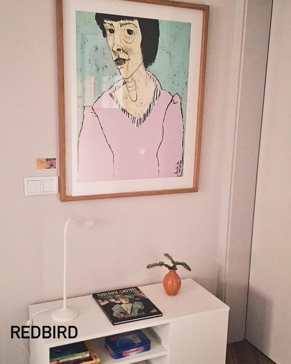Three Little Birds -Redbird Apartment Guimaraes Ngoại thất bức ảnh